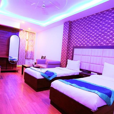 Hotel The Rts Plaza New Delhi Exterior photo